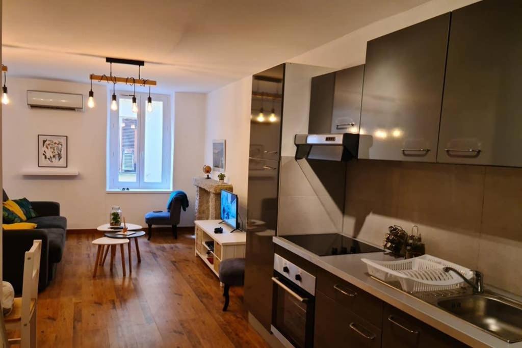 Ajaccio Appartement Vielle Ville - 4 Personnes ภายนอก รูปภาพ