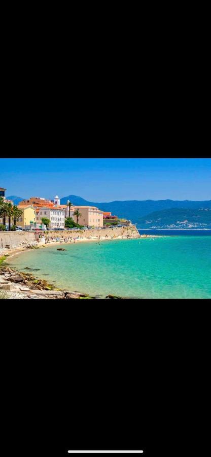 Ajaccio Appartement Vielle Ville - 4 Personnes ภายนอก รูปภาพ